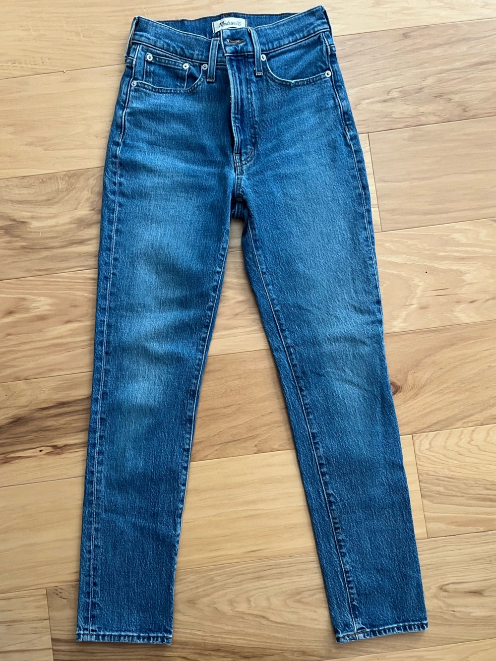 Madewell Straight-Leg Jeans in Medium Blue Wash